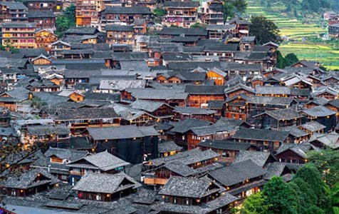 洪雅6种常见的外墙仿石漆施工工艺！